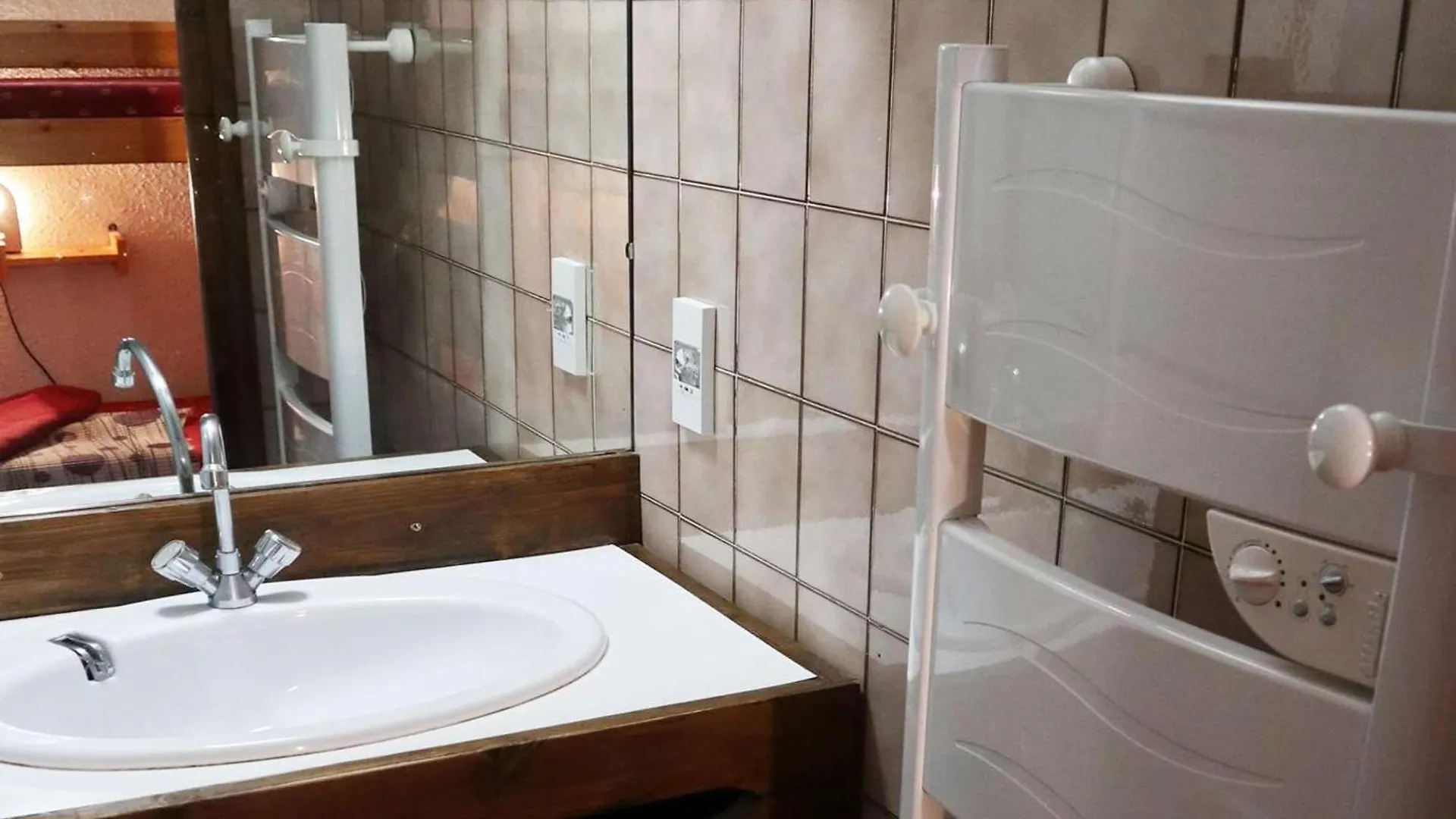 Appartement 6 Personnes Au Centre Des Orres 1650 Avec Acces Direct Aux Pistes - Fr-1-322-546 Les Orres Διαμέρισμα